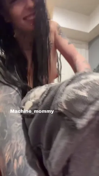 Yourhotm.f — video