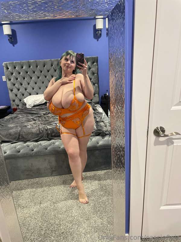 Favorite picture? Hope everyone had a good moanday! Excited ..