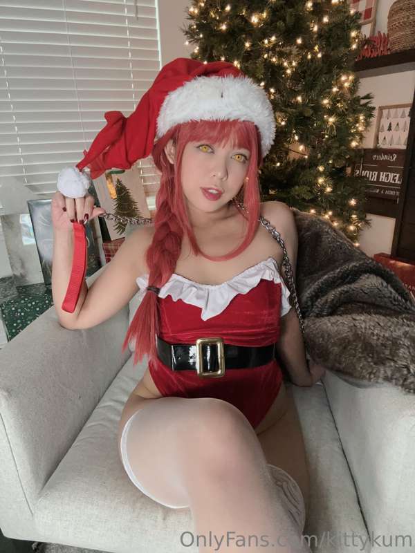 christmas cosplay of makima from chainsaw man <3
hope you've..