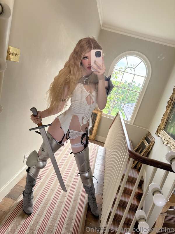 🌙 🗡️ **knight for hire**🛡️ 🏰   Taking **all** kinds of *jobs..