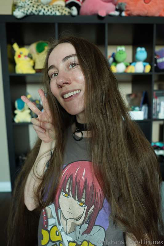 clean hair appreciation post cuz I finally washed it after 2..