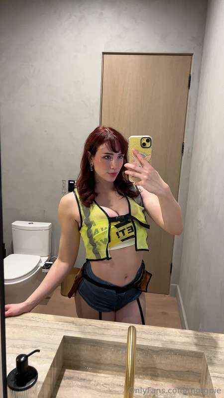 rate my outfit 😉