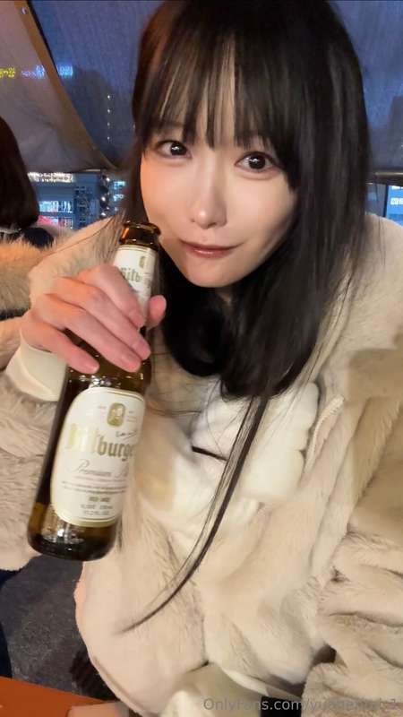 Photos of my private life🤭Under the clothes I put on my Inst..