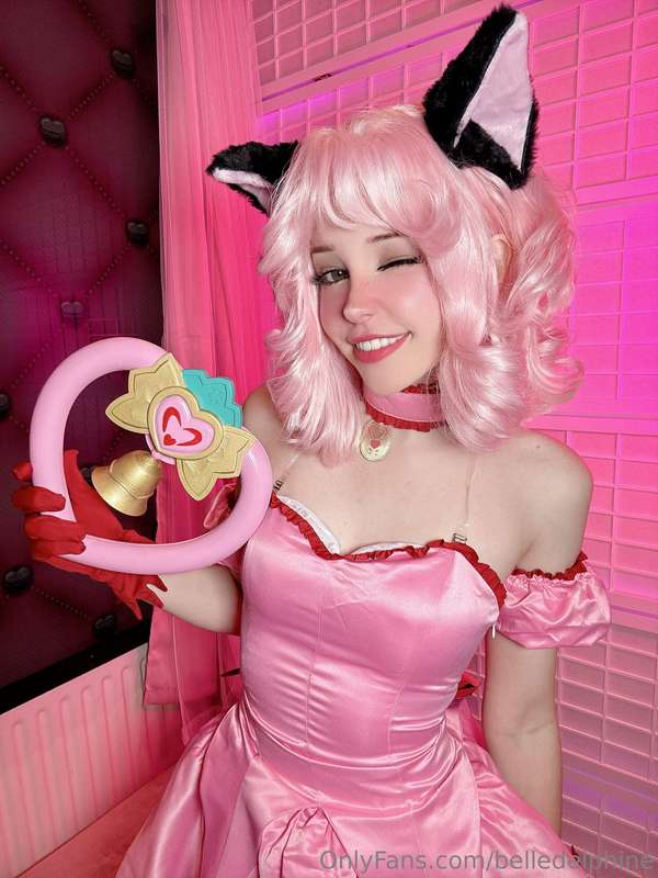 💖 **MEW MEW** 🐱🏬
I hope u like my *new look and hair* 🐈 
I’m..