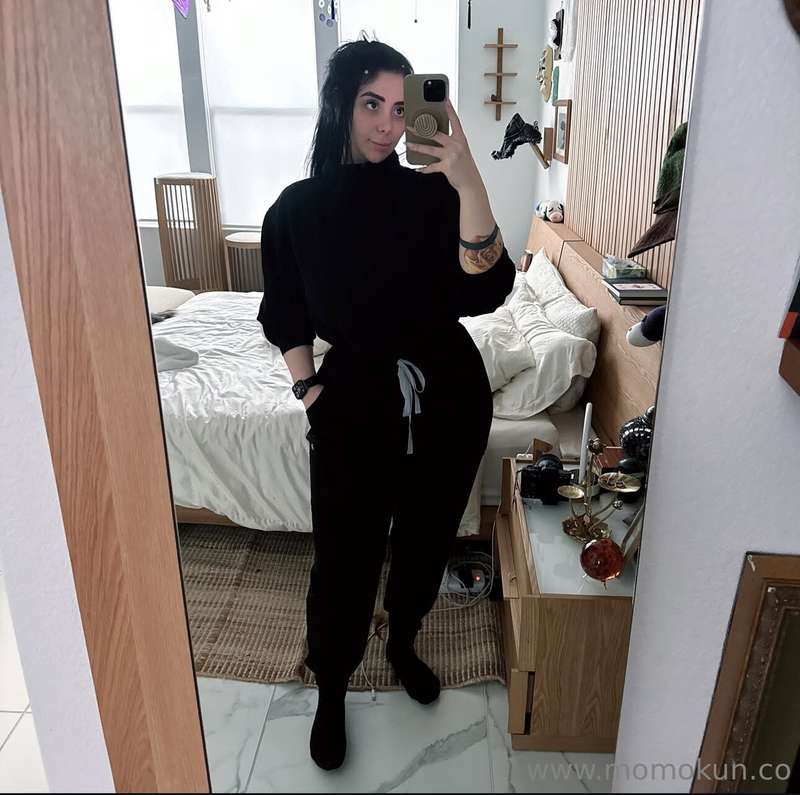 Random selfie 🖤